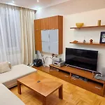 アパート ［ソフィア市内中心］アパートメント（100m²）｜ 2ベッドルーム／2バスルーム *