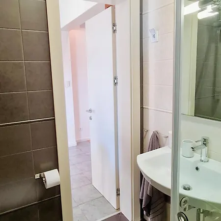 100 m2, 2 yatak odalı, 2 banyolu , Sofya Şehir Merkezi bölgesinde Daire *