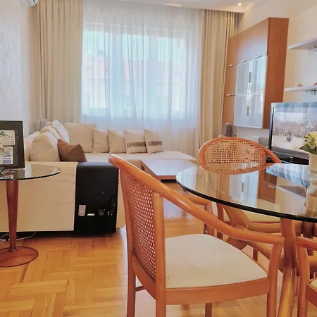 Patriarch 78 The Grand Family With Free Parking Apartment