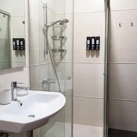 Grand Patriarh Near Vitosha Blvd With Parking * Sofía