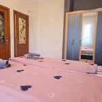 Apartment (100 m²), 2 Schlafzimmer und 2 eigene Badezimmer in Sofia Zentrum