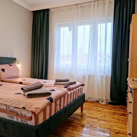 Apartament (100 m²) w okolicy Sofia Centrum z 2 sypialniami i 2 łazienkami * Sofia